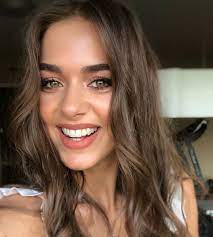 Başarılı oyuncu bensu soral, eser yenenler'den gelen isteği kırmadı ve şarkı söyledi. 91 Bensu Soral Ideas Turkish Actors Turkish Beauty Actresses