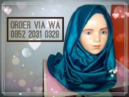 Maybe you would like to learn more about one of these? Jilbab Balita Pashmina Instan Kain Satin Polos Warna Tosca Tua Harga 38rb Jilbabanakcantik Anakumiayah Hijabinstant Hijabinsta Anaksolehah Bayimus