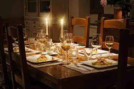 Superbowl group of 6, booth or hotel party? How To Host A Dinner Party On A Budget Gift Of Hospitality
