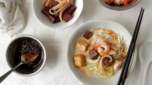 Hot bowl white curry mee. Recipes For Three Variants Of Laksa Curry Laksa Assam Laksa And Laksa Siam Food News Top Stories The Straits Times