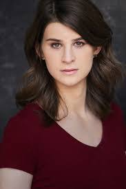 Holly Mcdowell's Instagram, Twitter & Facebook