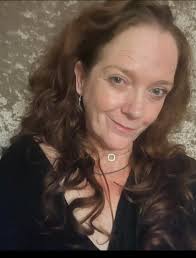 You've got to admire that stiff upper lip *🫦*.* Hyacinth has a stiff upper  lip: She does not show her feelings when she is upset. *#Quote from A  Riverside Picnic.*