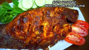 Selain bumbu oles yang rasa khasnya gurih, ada juga loh bumbu oles dengan rasa pedas manis. Ikan Bakar Pedas Manis Bumbu Meresap Anti Gosong Hitam Hitam Youtube