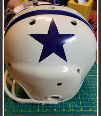 Rock the streets with classic helmet cowboy with classy features sold on alibaba.com. Dallas Cowboys Old School On Twitter Oldtimenfl 1962 Cowboys Macgregor Medium Kids Helmet