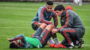 Corentin tolisso plays for other european teams team bayern münchen and the france national team in pro evolution soccer 2020. Fc Bayern Gibt Entwarnung Keine Verletzung Bei Mittelfeld Star Corentin Tolisso Sportbuzzer De