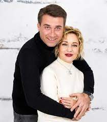 Российский актер артем анчуков, появившийся в сериале «улицы разбитых фонарей», умер в возрасте 40 лет после заражения коронавирусной инфекцией. Uam2xcmdz7fcsm