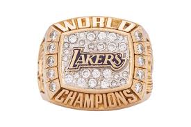 Read this to discover the biggest engagement ring trends for 2020, including our edit of what to buy from jewellery brand carat* london. Kobe Bryant Lakers Championship Ring Sells For 206k Usd Hypebeast