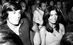 La grande gloria del tennis italiano sposerà la compagna il prossimo 10 ottobre, a coronamento di un fidanzamento durato quasi. Adriano Panatta La Storia Travagliata Con Loredana Berte Come Ando