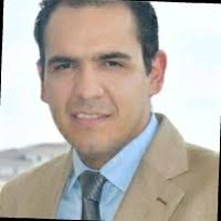 50+ perfiles de «Xavier Lara»