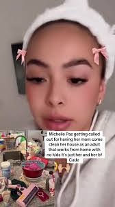 Michelle Cade's Instagram, Twitter & Facebook