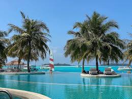 257 просмотров 1 год назад. Holiday Inn Resort Kandooma Restaurant Happycow