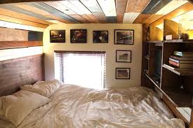 Listing by myspacenyc (96 bogart street, brooklyn, ny 11206). Brooklyn Man Turns Studio Into Two Bedroom Apartment Lifeedited