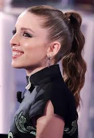 Cera per capelli: cos'è e come usarla per dare carattere al tuo look