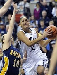 UCONN WOMEN: Huskies dominate Marquette by 57 points