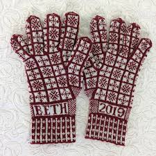 Compass Rose Sanquhar Gloves Pattern