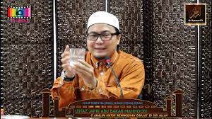 Abu bakar ba'asyir bin abu bakar abud, biasa juga dipanggil ustadz abu dan abdus somad (lahir di jombang, jawa timur, 17 agustus 1938; Ustaz Jafri Abu Bakar Tanda Diri Banyak Dosa Youtube