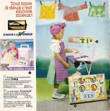 Sans fer à repasser ! Catalogue E Leclerc Noel 1988 Catalogue De Jouets