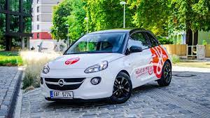 You can rent a car from ordinary people, who are not going to use it that day. Cesky Carsharing Hoppygo Zacina V Praze Pujcovat I Vlastni Vozy K Vyzvednuti Budou V Obchodnim Centru Na Chodove Czechcrunch
