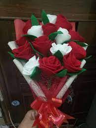 Hantarkan bunga ros berwarna pink cerah untuk menunjukkan kekaguman dan simpati. Buket Bunga Mawar Hadiah Wisuda Ulang Tahun Nikahan Buat Pacar Dll Handicrafts 538534157