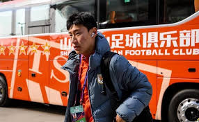 他曾是鲁能03后头牌锋霸，19岁就在亚冠破门，如今却没踢出来-斗球体育