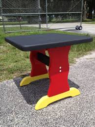 Mickey Mouse Table With Chalkboard Top Mickey Mouse Bedroom Mickey Mouse Room Disney Furniture