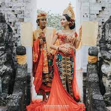 Balinese Wedding Gown Arionarendro Com Weddings Wedding Photography Wedding Dress Bridal Gown Traditional Indonesian Wed Pakaian Wanita Wanita Budaya