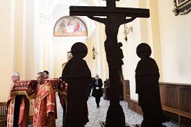 Wielkiemu piątkowi towarzyszy ścisły post. Jkdcvdxp3wl4fm