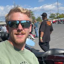 What percentage of job quotes get accepted?