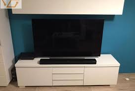 Pour optimiser le rangement de votre séjour, nous vous conseillons d'investir dans un bahut : Ikea Besta Offres Juin Clasf