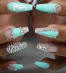 Each different style of acrylic nail kits come with enough nails for all your fingers and nail glue. Mint Green Nails For Pretty Ladies