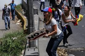 Resultado de imagem para repressão de 64 venezuela