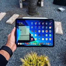 Do You Think Ipad Os Will Make The Ipad Somehow Replace The Macbook In The Coming Years Sourc Interiordesignid Ipad Pro Apple Pencil Ipad Os Ipad Pro