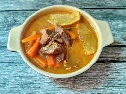 Sajikan gulai kikil sapi dengan ditaburi bawang goreng dan bawang daun polong sepaya memiliki aroma yang lebih. Resep Alternatif Untuk Lebaran Kari Daging Sapi Womantalk
