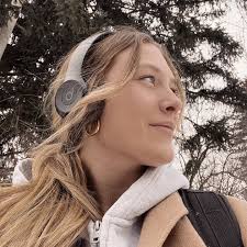 KATHERINE HEARD (@grindtimewkath) • Instagram photos and videos