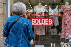 Ils proposent de viser spécifiquement l'année 2021, et de prolonger les soldes jusqu'au 14 février. Les Soldes D Hiver 2021 Debutent Mercredi 20 Janvier Pour Sauver Une Saison Hors Du Commun Le Mans Maville Com