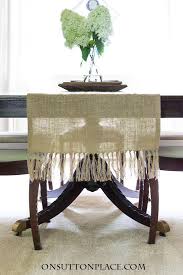 Diy Burlap Table Runner With Tassels On Sutton Place Diy Burlap Table Runner Diy Burlap Table Runners