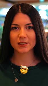 De la 1 Decembrie, cel mai iubit Burger Tradițional a revenit la Uncle  John! 🎄Descoperă gustul autentic al lui Winter Supreme cu carne de vită,  slăninuță, brânză de burduf, muștar și ceapă, în toate ...