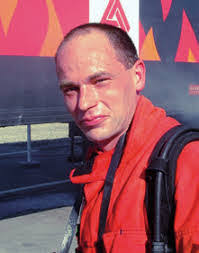 Robert Friederich's Instagram, Twitter & Facebook