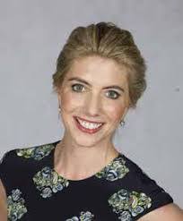 Amy Edis's Instagram, Twitter & Facebook