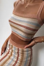 In this week's collection, you will find the most popular patterns for hand knitted crop tops. Isabel Knitted Crop Top Suboo Au