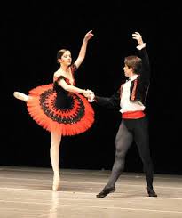 Ежегодно 29 апреля по всему миру отмечается международный день танца (international dance day). Mezhdunarodnyj Den Tanca Vikipediya
