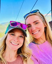 What a weekend ❤️🤍💙 • • • #memorialdayweekend #familytime #friends  #goodfood #summertime #momlife #boymom