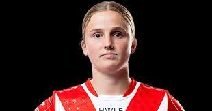 Sophie Singleton's Instagram, Twitter & Facebook