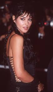 Watch this monica bellucci video, irreversible fan commentary, on fanpop and browse other monica bellucci videos. Pin On 2002