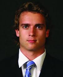 Player photos for the 2010-11 Oakville Blades at hockeydb.com