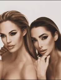 Blessed to work with these amazing people!From left to right... Dani Reeves  @iamdanireeves Editor in chief at Deluxe Magazine @deluxeversionmagazine  Kim Lauch @presently_poised Model and actress Marie Matteucci  @mmmbeautysecrets Founder of MAYARI