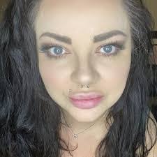 Crystal Novotny's Instagram, Twitter & Facebook