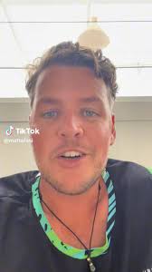 Fanongo kae oua fakamaau. Malie koe ikai ala kihe ngeesi niu. 🤣🤣🤣🤣🤣🤣