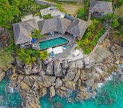 A belső szigetcsoportok a kontinentális lemezen helyezkednek el, hegységek tagolják és gránit az alapkőzetük. Seychelle Szigetek Nyaralas Tengerpati Eskuvo Naszut