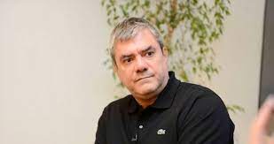Yılmaz özdil, i̇zmir atatürk lisesi'nin ardından ege üniversitesi basın yayın yüksek okulu. Sozcu Gazetesi Yazari Yilmaz Ozdil Utanacak Mi Son Dakika Haberler